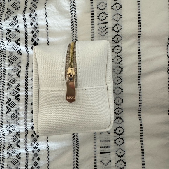 Authentic Dior Cosmetic bag, two minis included - Picture 5 of 5